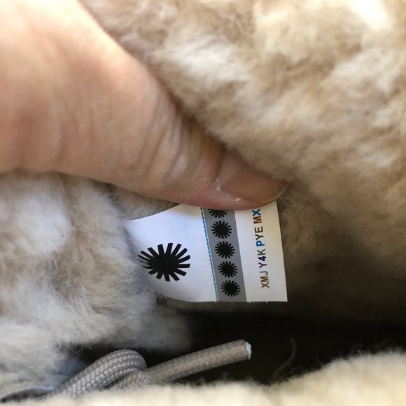 UGG MEN BUTTE MONO PUTTY WATERPROOF SHEARLING Boots - Picture 6 of 6